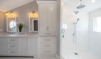 199 11th St, Avalon, NJ 08202