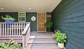 615 Woodsmen Dr NE, Alexandria, MN 56308