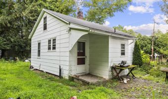 41 Old Farms Rd, Avon, CT 06001