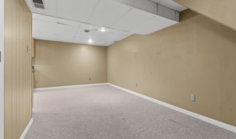 13338 Hiddendale Ln, Ballwin, MO 63021