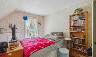 37 High St, Bradford, NH 03221
