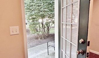 19 MARINA Dr, Bayonne, NJ 07002