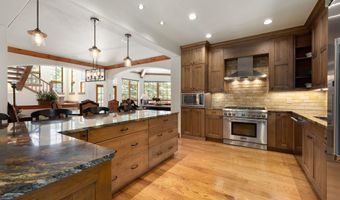 47 Red Spruce Ln 4, Avon, CO 81620