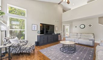 531 Brookside Ave, Algonquin, IL 60102