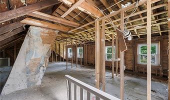 533 Scituate Ave, Cranston, RI 02921