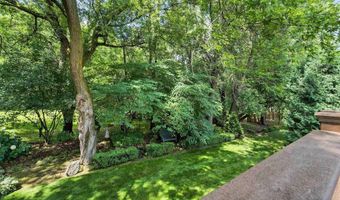 626 Samuel Dr, Madison, WI 53717