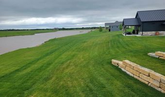 18228 London Ave, Beatrice, NE 68310