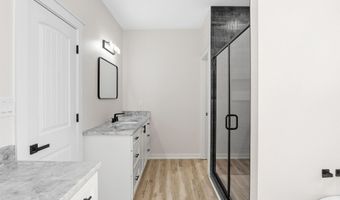 504 Madeleine, Austin, AR 72007