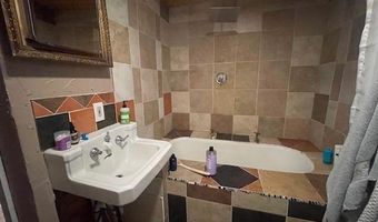 6 Demers St, Berlin, NH 03570