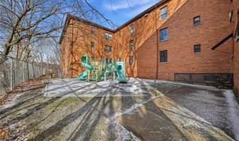 111-121 Locust St, Ambridge, PA 15003