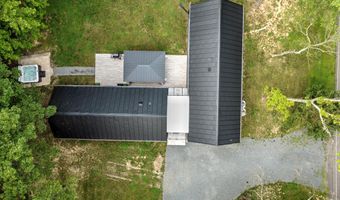 72 Keats Ln, Albrightsville, PA 18210