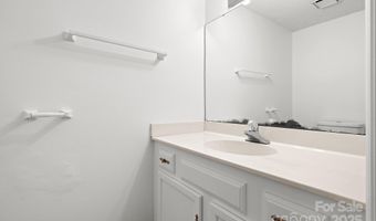 103 Pebble Creek Dr, Asheville, NC 28803