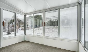 6112 CHESWORTH Rd, Baltimore, MD 21228