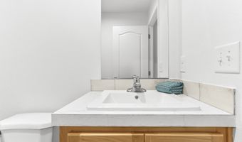 18780 Central Point Rd F, Oregon City, OR 97045