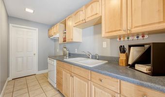 14124 Hopewell Rd, Alpharetta, GA 30004