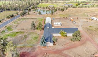 68020 Cloverdale Rd, Sisters, OR 97759