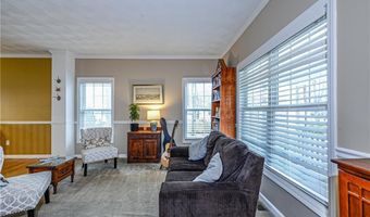 394 Westmoreland Ln, North Kingstown, RI 02852