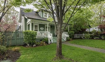 144 N 2nd St, Ashland, OR 97520