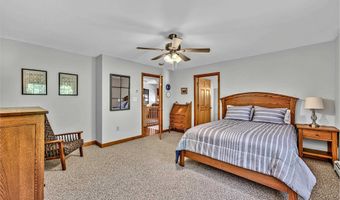 11 Loft Cir, Campton, NH 03223