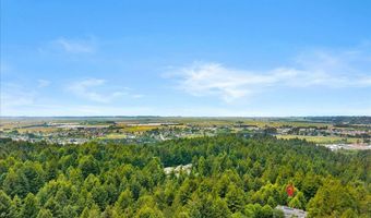 1346 Diamond Dr, Arcata, CA 95521