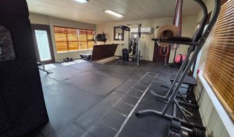 568 Woodford Rd, Ardmore, OK 73401