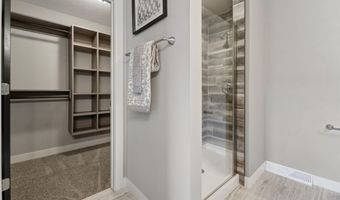 2951 E SUNSTONE Pl, Appleton, WI 54913