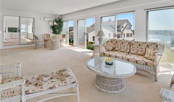 7 Jenckes Ct, Narragansett, RI 02882