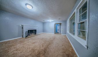 113 S Country Club Rd, Arkansas City, KS 67005