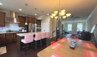 104 VANGUARD Ln, Annapolis, MD 21401