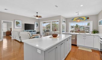 806 EAGLE Ln, Apollo Beach, FL 33572