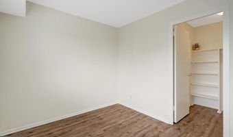 5340 HOLMES RUN Pkwy 516, Alexandria, VA 22304