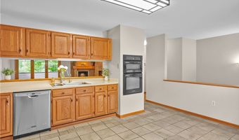 1420 Towne Square Dr, Allison Park, PA 15101