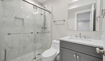 5305 CONNECTICUT Ave NW 2, Washington, DC 20015