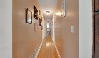 2205 Elmcrest Dr, Bardstown, KY 40004