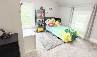 726 N Jackson St, Auburn, IN 46706