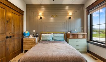 200 Miller Point Pl, Belgrade, MT 59714