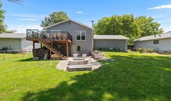 303 Oakfield Dr, Ballwin, MO 63021