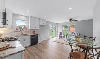 9928 Bonton Dr, Affton, MO 63123