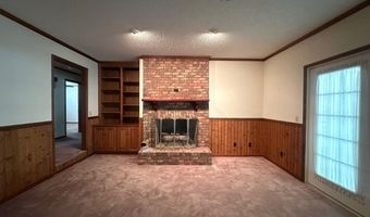 701 Gloria St, Adel, GA 31620