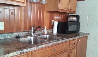 72 Lakeview Cir, Alma, KS 66401