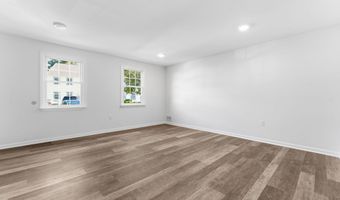 472 Dowd Ave 472, Canton, CT 06019