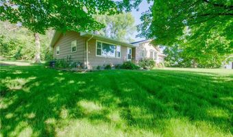 1712 Liberty Rd NE, Alexandria, MN 56308