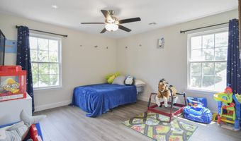257 Port Monmouth Rd, North Middletown, NJ 07748