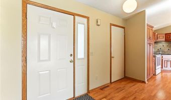 14377 Exley Ln, Apple Valley, MN 55124