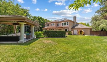 7912 Corte Penca, Carlsbad, CA 92009