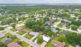 835 Lakewood Pl, Biloxi, MS 39532