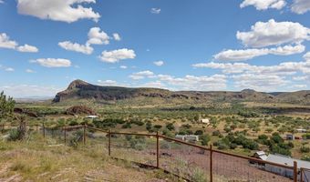 59 Wagon Rd, Alpine, TX 79830