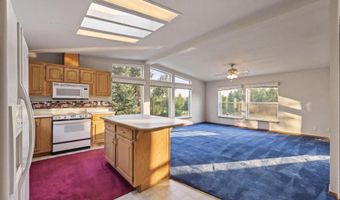 1255 Roberts Ln, Blanchard, ID 83804
