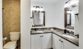 1912 N Coldspring Rd, Arlington Heights, IL 60004