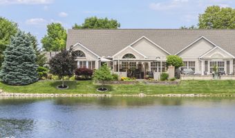 7386 Lake Lakota Pl, Indianapolis, IN 46217